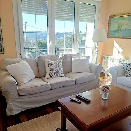 Con Magnificas Vistas Al Mar Perlora